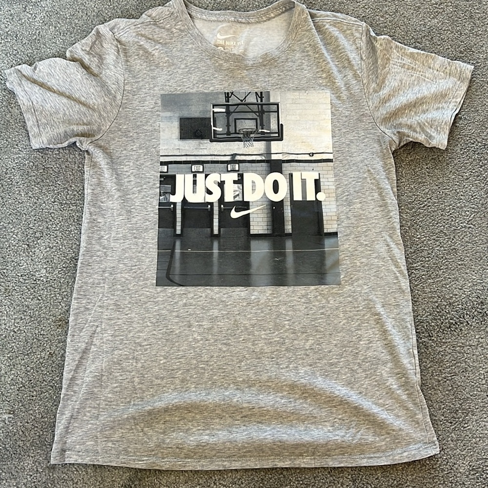 Nike bundle - Picture 9 of 11